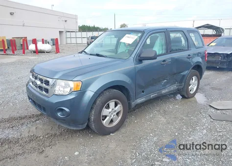2012 Ford Escape Xls z USA, uszkodzony, nr VIN 1FMCU0C75CKC01441